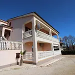 Koraca B4